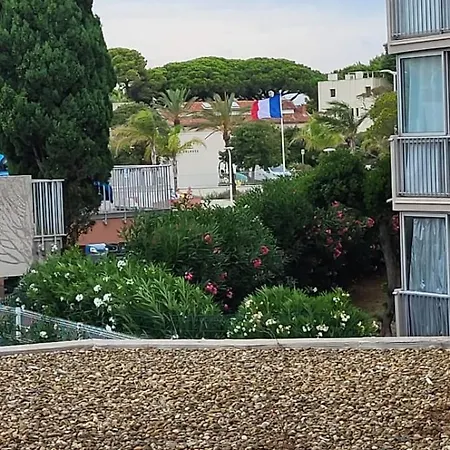 Apartmán Cigale De 2 Et Centre *